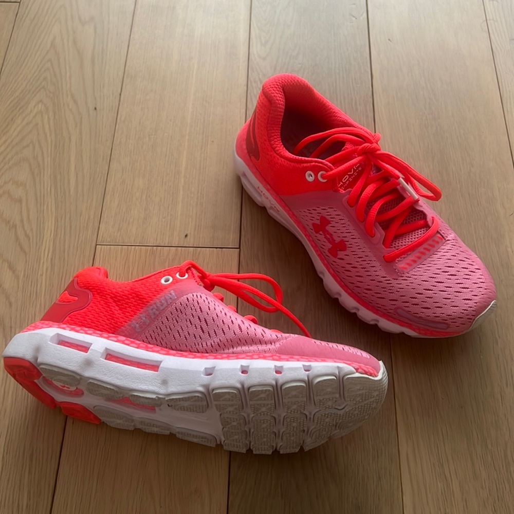 Under Armour Hovr Infinite Sneakers